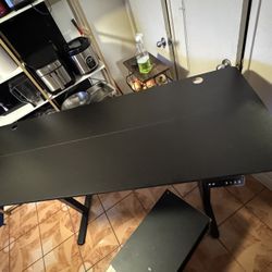 Electric Standing Desk 