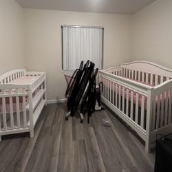 Baby Crib & Changing Table 