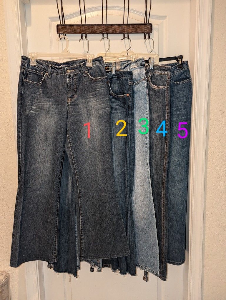 Womens Jeans And Capri's