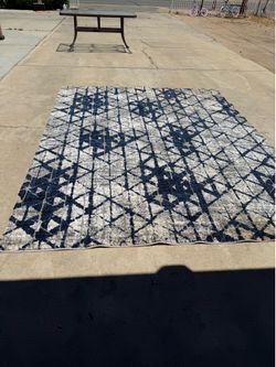 Carpeta de alfombra para sala mide 118 Mich x 93  INAH