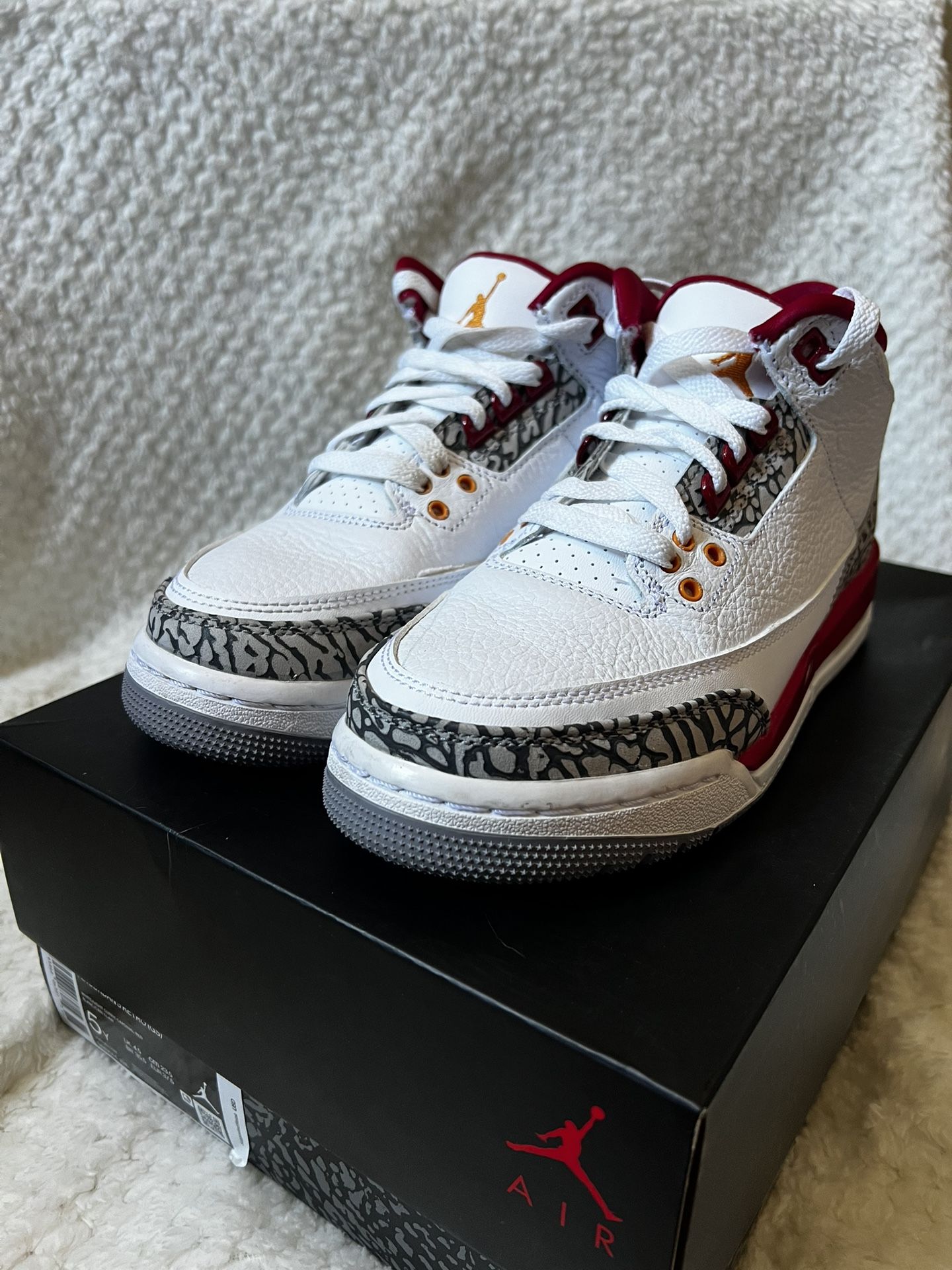 Air Jordan 3 Retro (GS) Cardinal Red