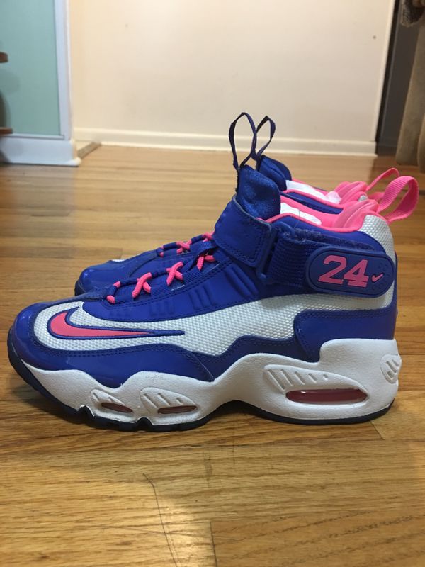 NIKE KEN GRIFFEY Shoes size 6Y or 7.5 women for Sale in
