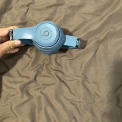 Beats Solo 4s