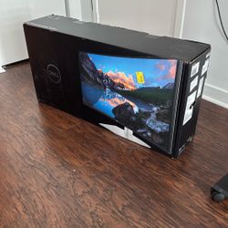 Dell UltraSharp 40 Curved Thunderbolt Hub Monitor