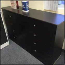 8 Drawer Dresser /Comoda 8 Cajones