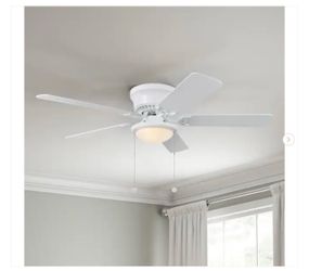 Hampton Bay Hugger 52 in. LED Indoor White Ceiling Fan with Light Kit - New