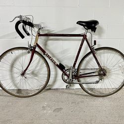 Raleigh Road Bike - Excellent Condition 