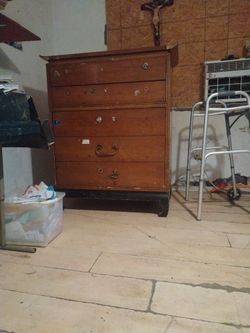 Dresser