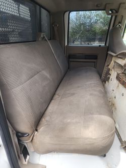 2008 ford f450 suoer duty rear seat