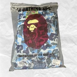 *BRAND NEW* Bape Hoodie (size L) Ready To Ship 🚚💨