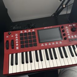 Akai Professional MPC key 37