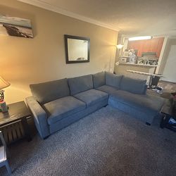 L-shaped sectional sofa couch