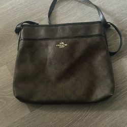 Women’s Coach Purse