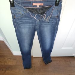 Ymi Jeans In Size Xs 
