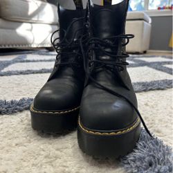 Dr Martens