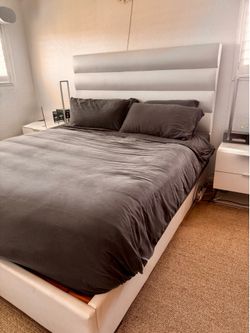 Modloft California King white upholstered platform bed excellent condition