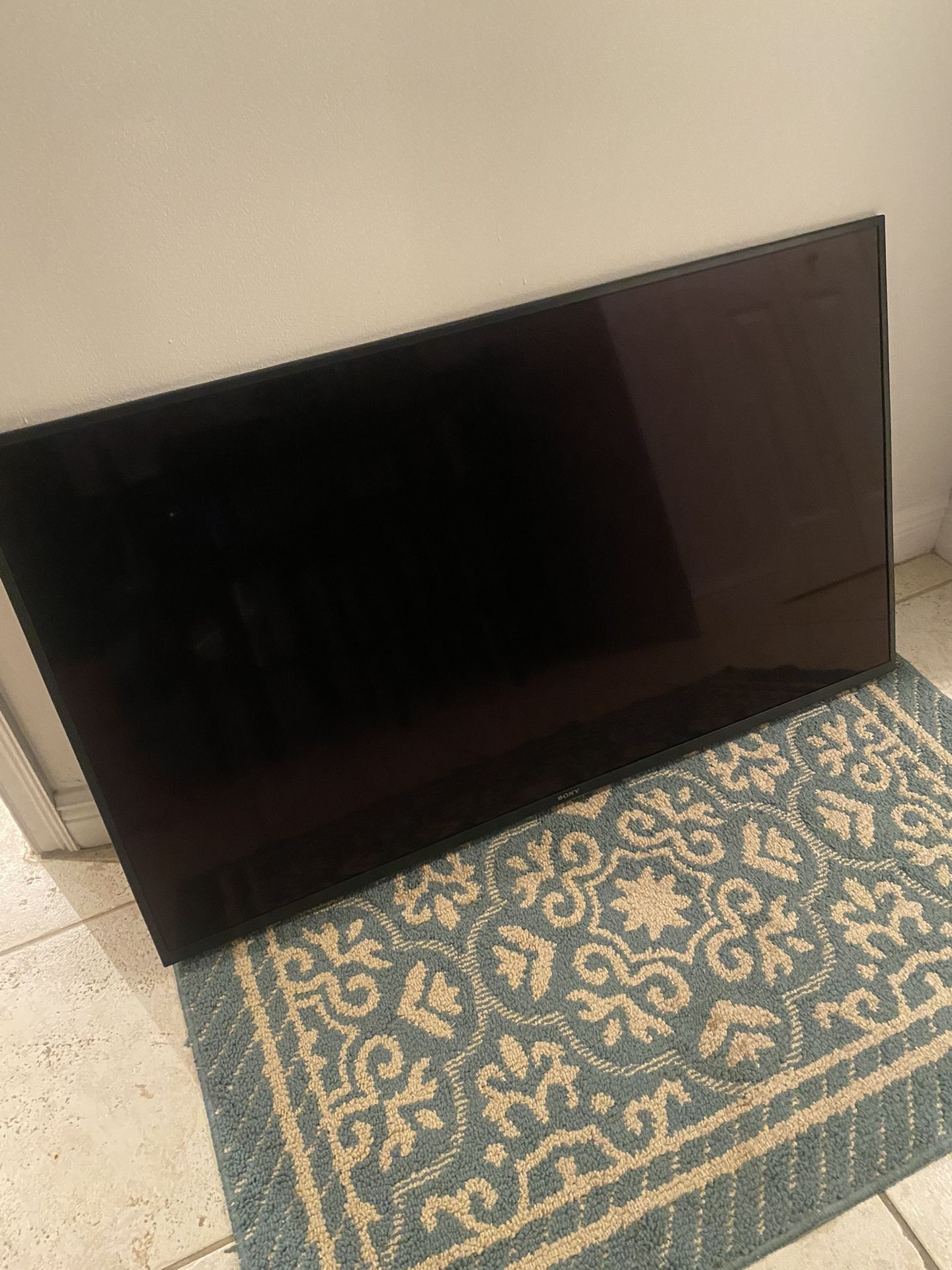 Sony 49” 4k tv XBR-49x800H