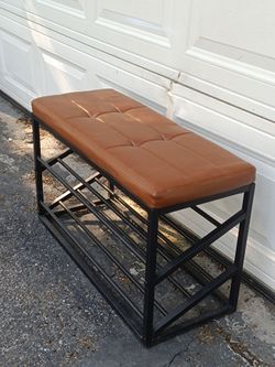 Shoe shelf/ bench