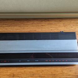 Bang & Olufsen B&O 2400 Beomaster Integrated Amplifier