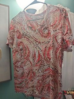 Women's Paisley Print Short Sleeve Top