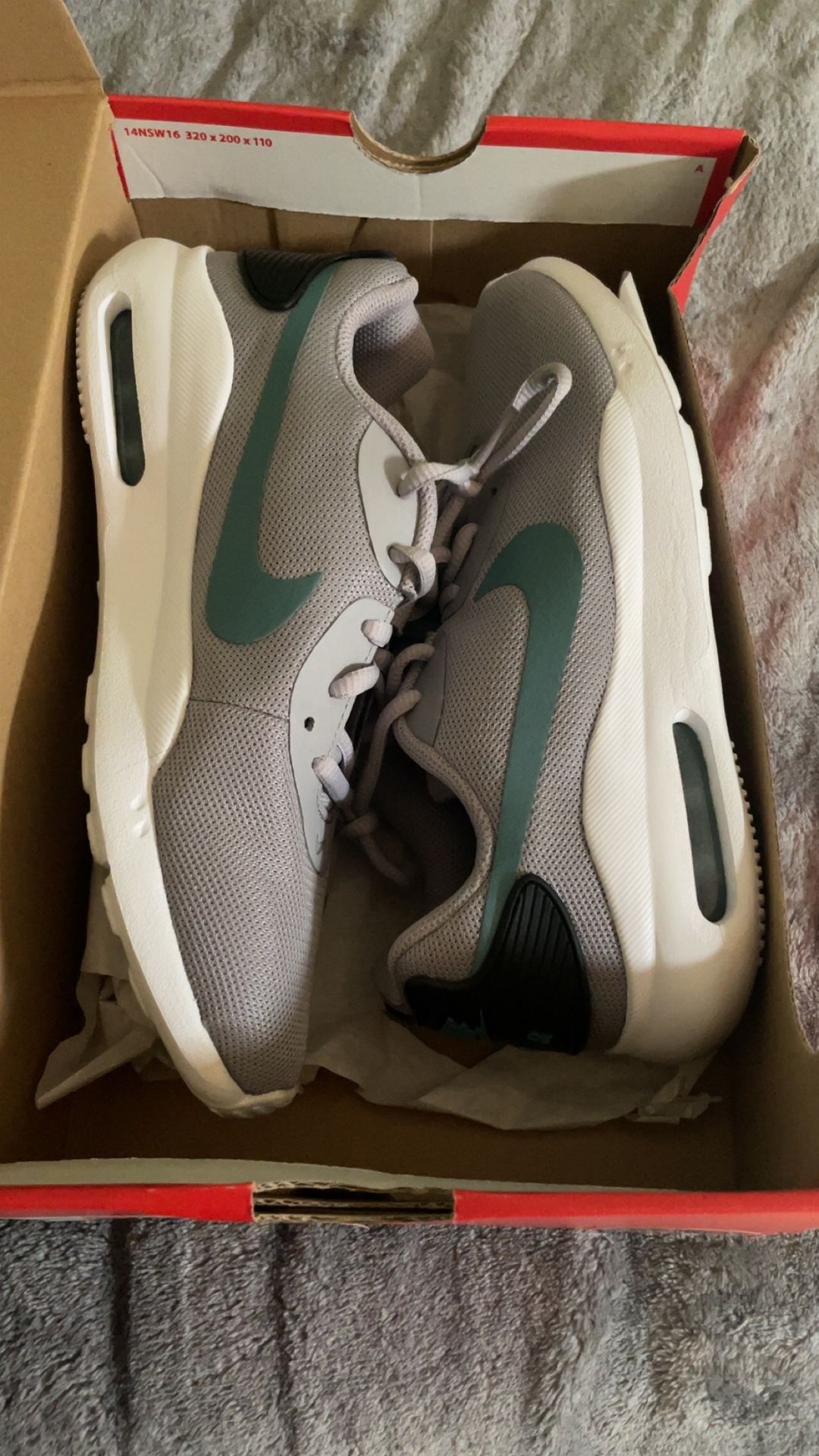 Womens Nike Air Max Oketo - Main Image