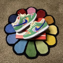 Nike Dunk Low Foam Finger