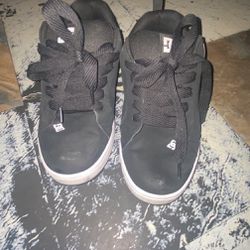 Black Dc Skate Shoes 
