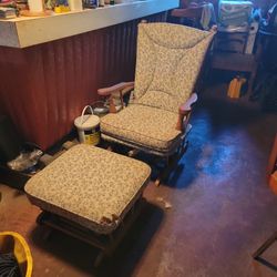 Glider Rocking Chair With Matching Ottoman