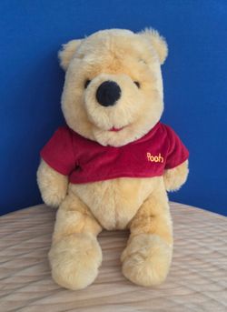 Vintage 1997 Winnie The Pooh 15" Plush Bear