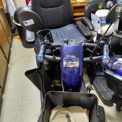 GREAT SCOOTER IN GREAT CONDITION 