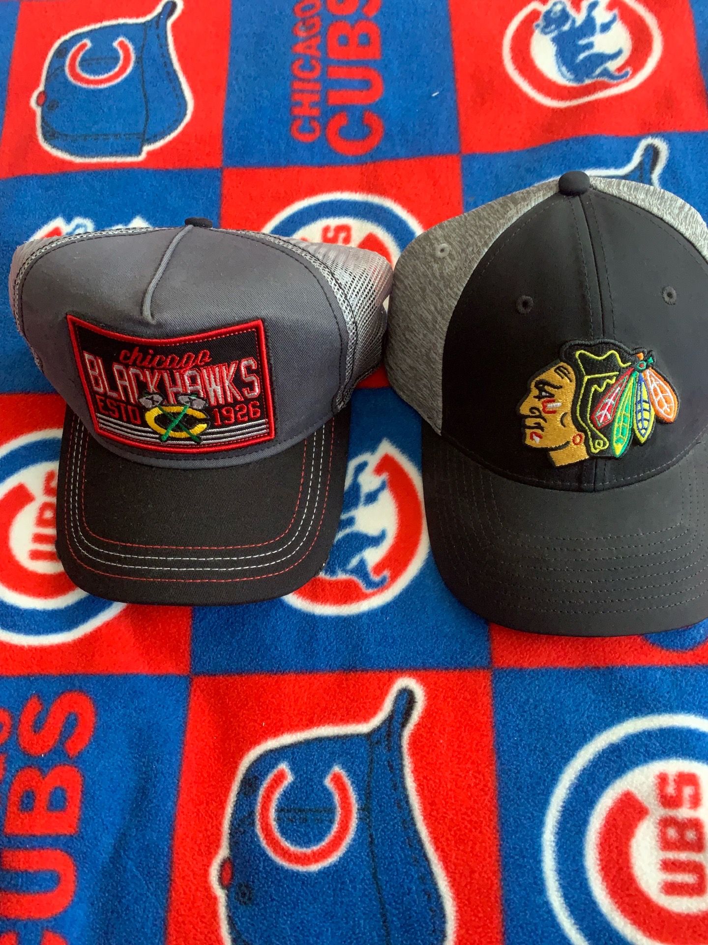 Chicago Blackhawks Hats Like New:$15