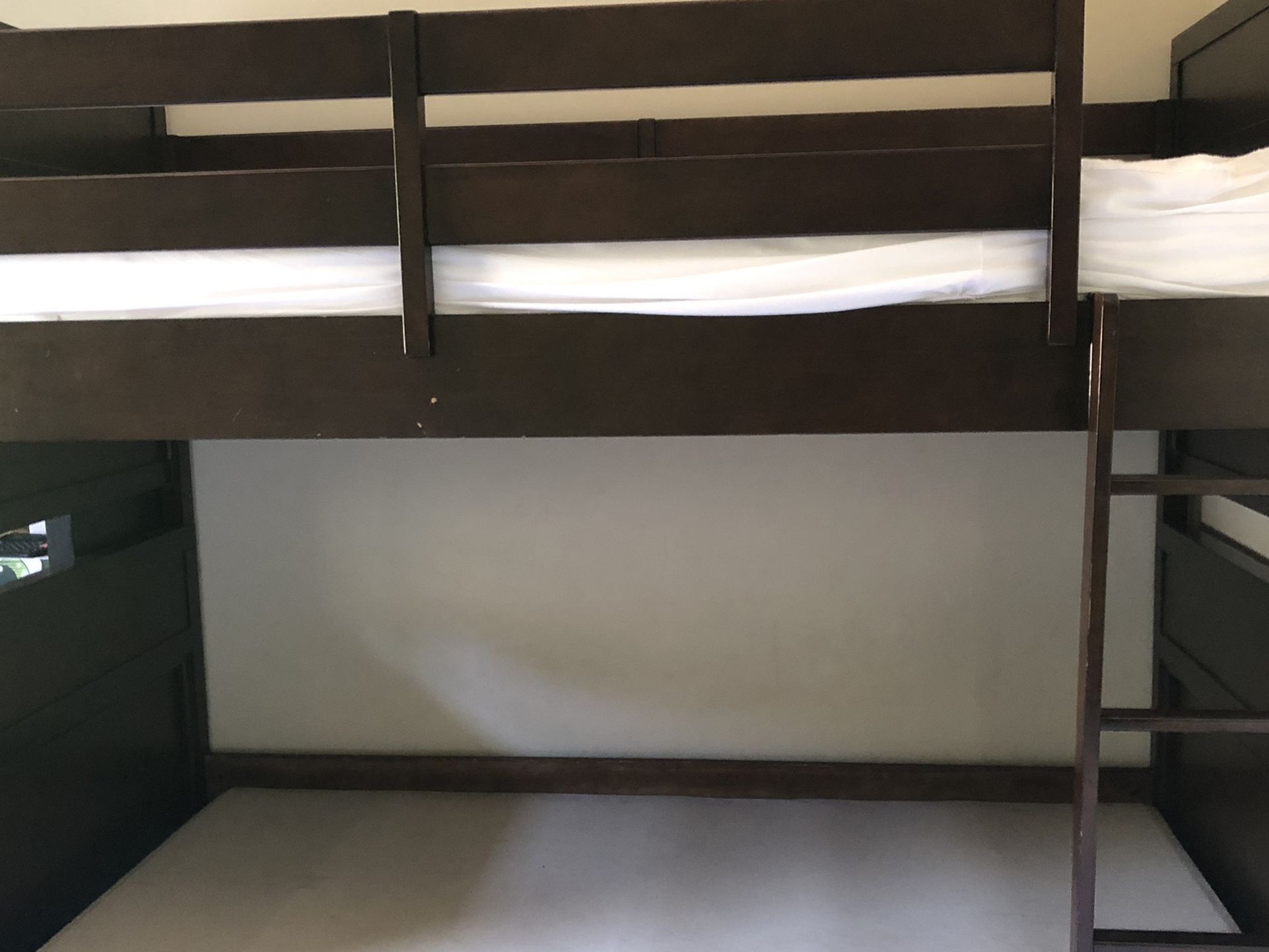 Twin Bunk Beds