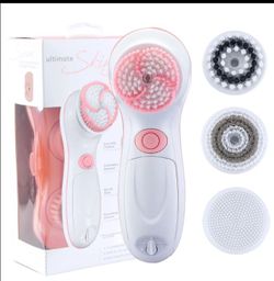 ULTIMATE SKIN SPA FACIAL BRUSH SET WITH ATTACHMENTS AND CASE