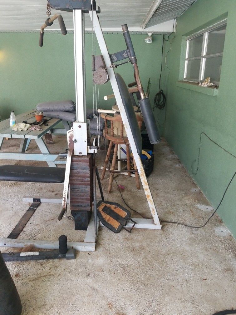 Marcy Workout Bench