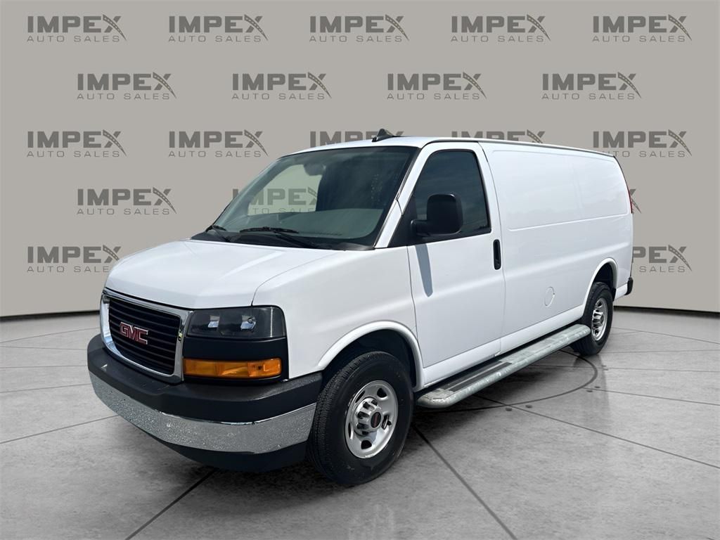 2023 GMC Savana Cargo