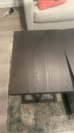 Coffee and end table set