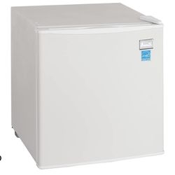 Avanti Mini Fridge