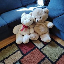 2 Giant Teddy Bears