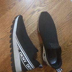 DKNY sport Shoe