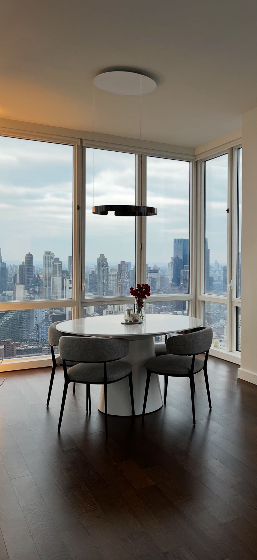 4 Caratos Dining Chair