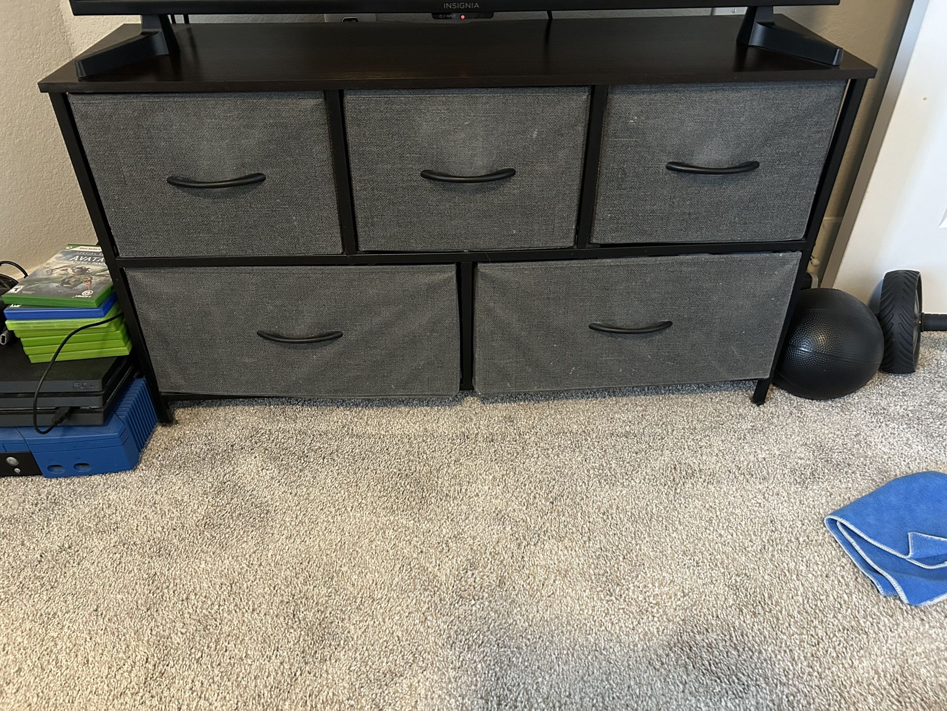 Dresser/ TV Stand With Storage 