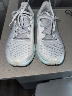 Running Shoes