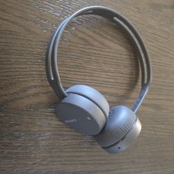 Sony wireless headphone