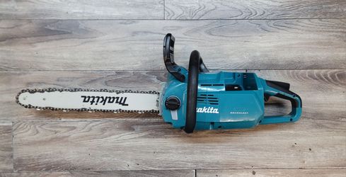 Makita Brushless Cordless Chainsaw