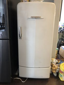 1950 Philco refrigerator all original working