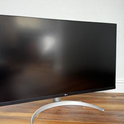 LG 32UP550-W 32 Inch UltraFine (3840 x 2160) Monitor 