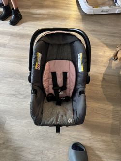 Baby Trend Car Seat 