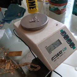 14 Karat White Gold Weight 3.4 Grams 