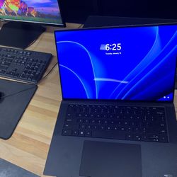 New Dell XPS 15 Laptop (i9 14-core, 64 GB RAM, 512 GB nVME, Nvidia 4070 8 GB) 