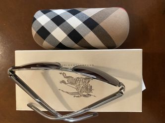 BURBERRY SUNGLASSES